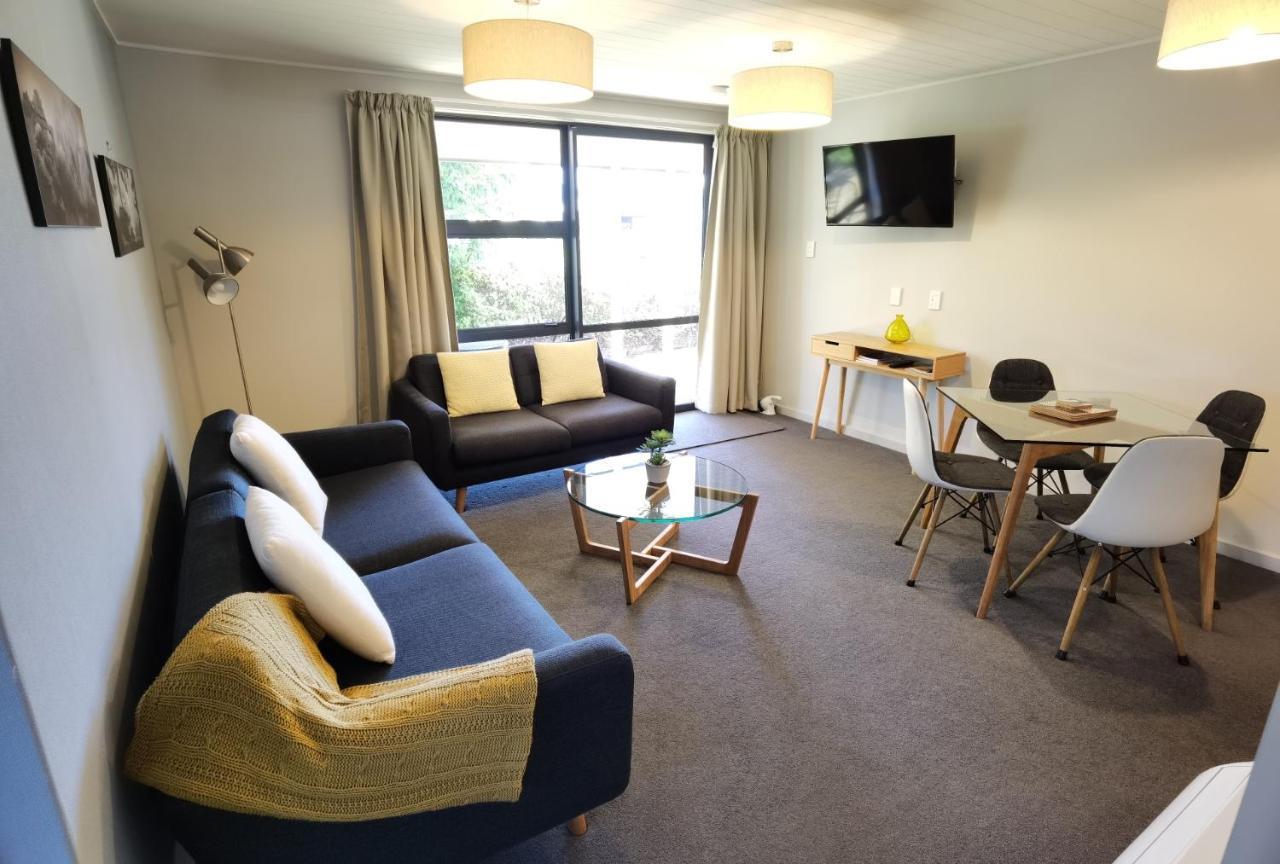 Milford Road Apartments Te Anau Eksteriør billede
